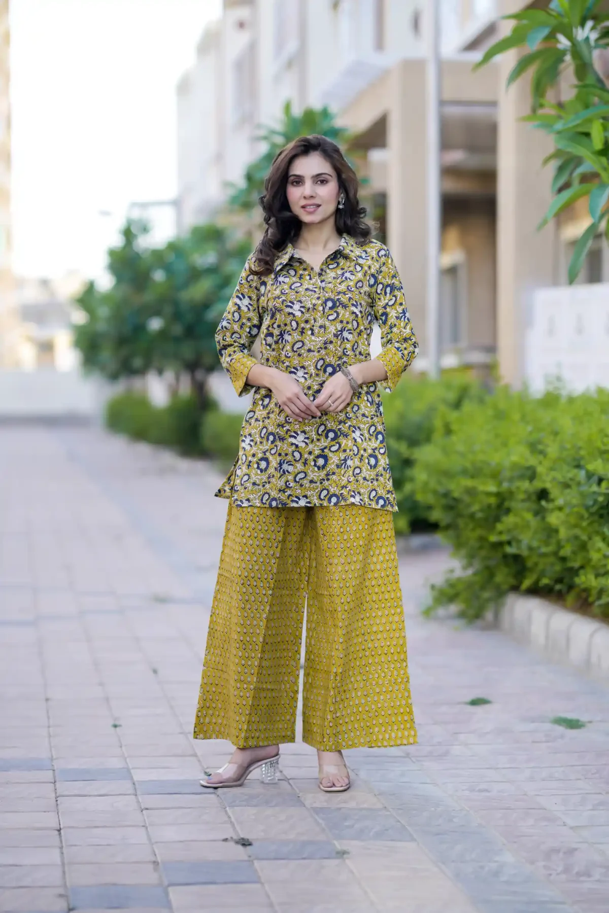 Musturd Kalamkari Print Cotton Kurti Plaazo - Image 3