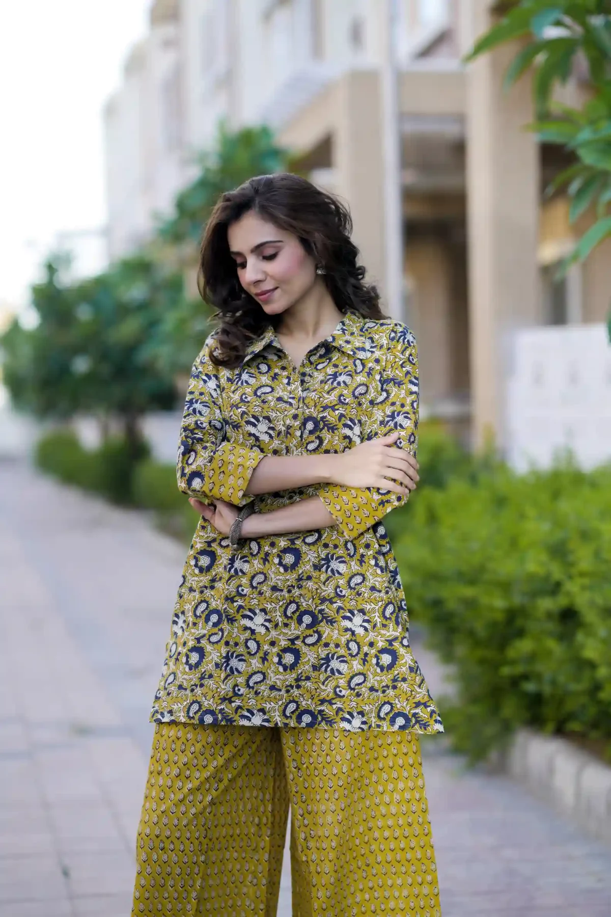 Musturd Kalamkari Print Cotton Kurti Plaazo - Image 2