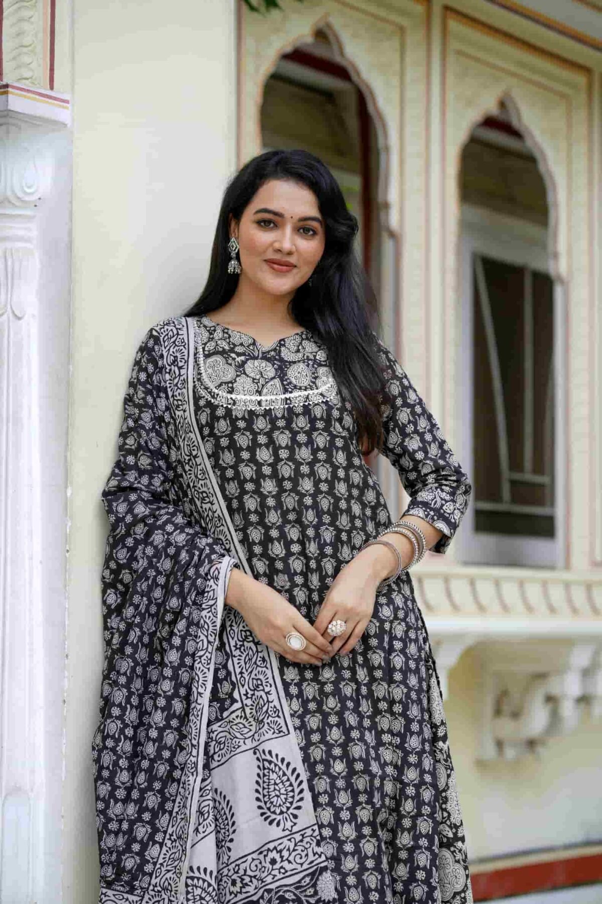 Black Bagru Print Cotton Kurti Skirt With Dupatta - Image 4